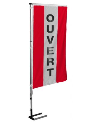Kit mat et drapeau Ouvert rouge à bandes latérales 5.5 m